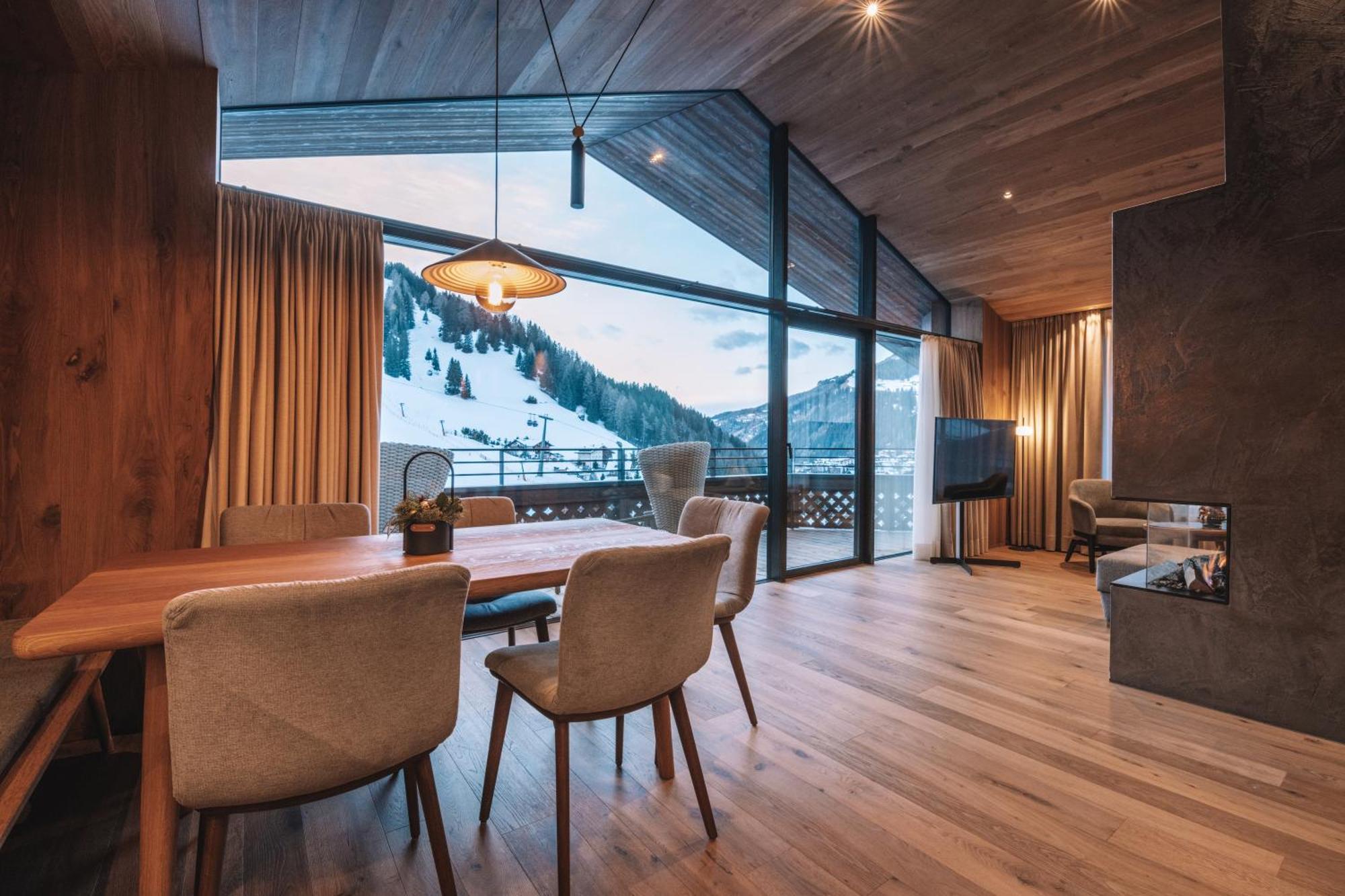 Residence Chalet L'Salvan セルヴァ・ディ・ヴァル・ガルデーナ エクステリア 写真